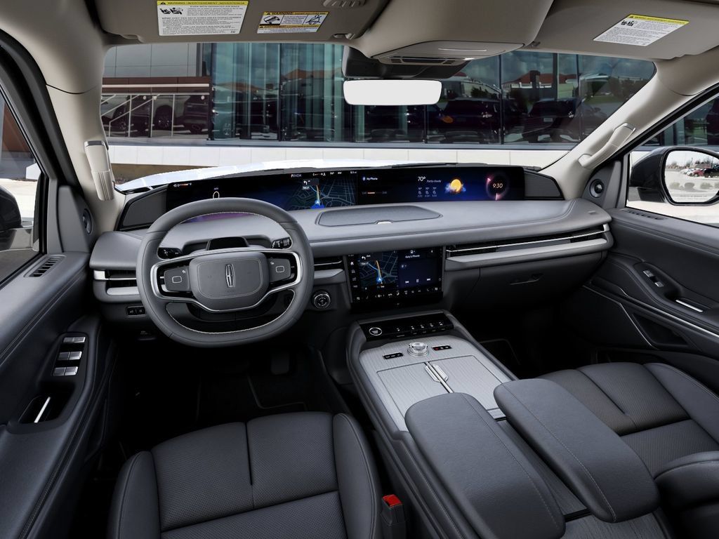 New 2027 Lincoln Navigator Premiere AWD/4WD image 9