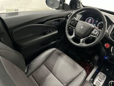 New 2026 Honda Ridgeline Black Edition image 12