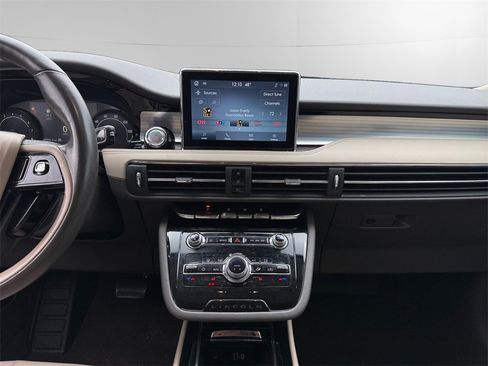 Used 2021 Lincoln Corsair FWD image 11