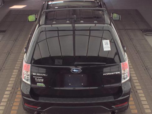 Used 2010 Subaru Forester 2.5X Limited image 5