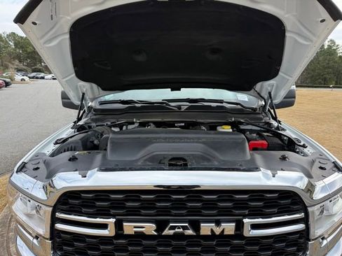Used 2024 RAM 2500 Big Horn image 30