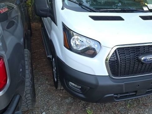 Used 2025 Ford Transit 250 Low Roof w/ Exterior Upgrade Package RWD image 3