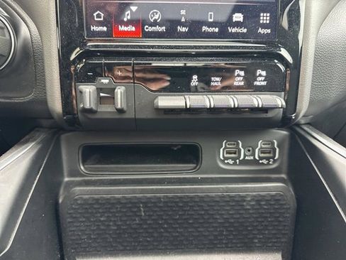 Certified 2022 RAM 1500 Big Horn image 30