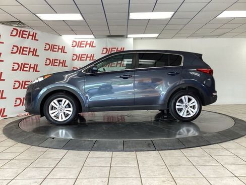 Used 2018 Kia Sportage LX FWD image 4