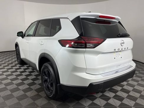 New 2026 Nissan Rogue SV FWD image 8