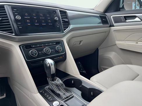 Used 2021 Volkswagen Atlas SE FWD image 54