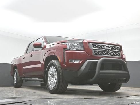 Used 2024 Nissan Frontier SV RWD image 40