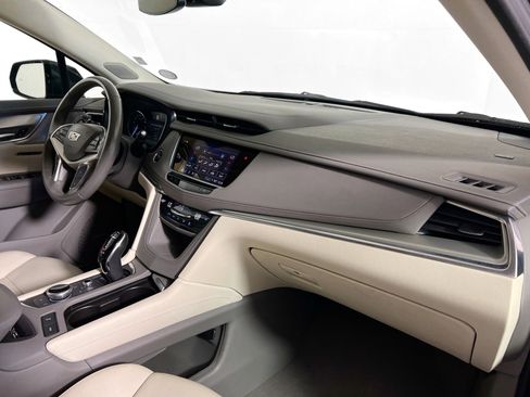 Used 2023 Cadillac XT5 Premium Luxury FWD image 23