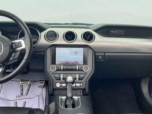 Used 2020 Ford Mustang Premium image 10