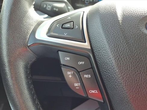 Used 2021 Ford Edge SEL w/ Convenience Package AWD/4WD image 19
