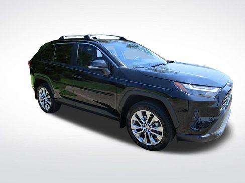 Used 2024 Toyota RAV4 XLE Premium FWD image 6