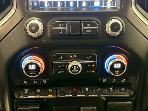 Used 2023 GMC Sierra 3500 AT4 w/ AT4 Premium Plus Package AWD/4WD image 16