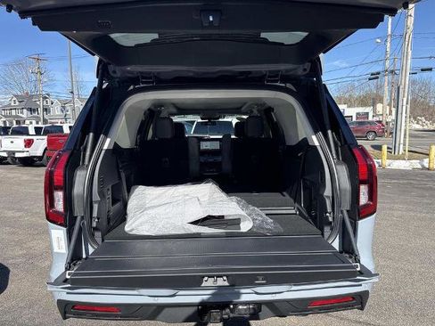 New 2026 Ford Expedition Active AWD/4WD image 4