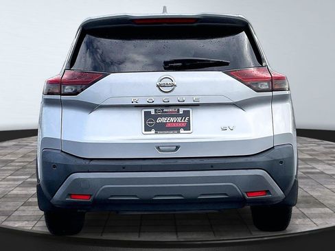 Certified 2021 Nissan Rogue SV FWD image 5