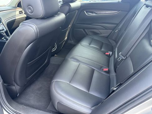 Used 2018 Cadillac XTS Luxury FWD image 14