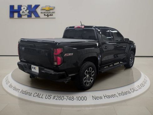 Used 2024 Chevrolet Colorado Z71 w/ Z71 Convenience Package 2 AWD/4WD image 6