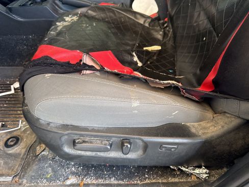 Used 2023 Toyota Tacoma SR5 image 13