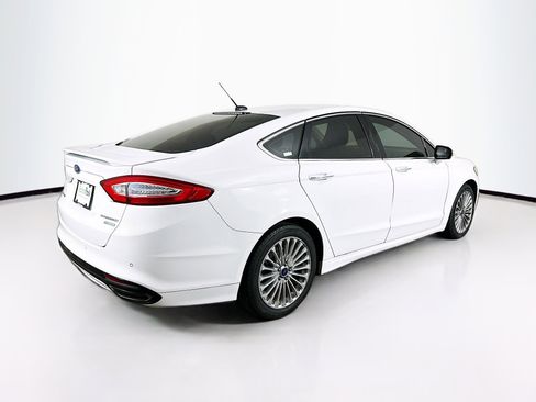 Used 2016 Ford Fusion Titanium FWD image 9
