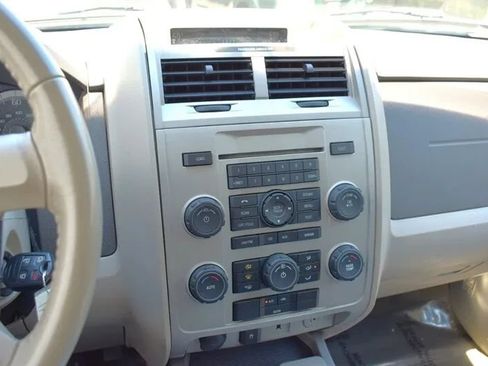 Used 2009 Ford Escape 2WD Hybrid image 19