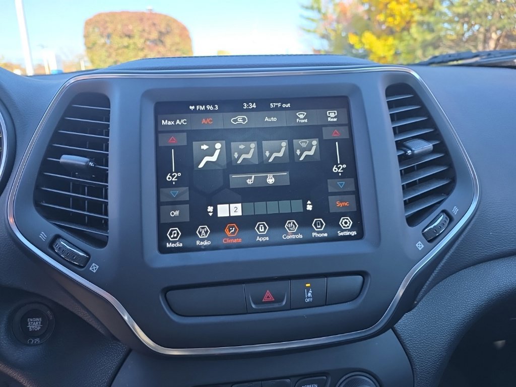 Used 2022 Jeep Cherokee Latitude Lux AWD/4WD image 18