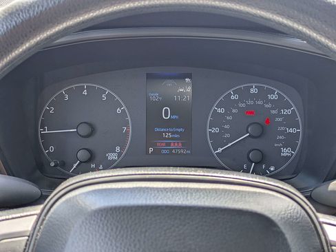 Used 2025 Toyota Corolla LE FWD image 29