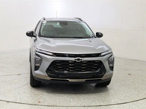 New 2026 Chevrolet Trax ACTIV w/ Driver Confidence Package FWD image 2