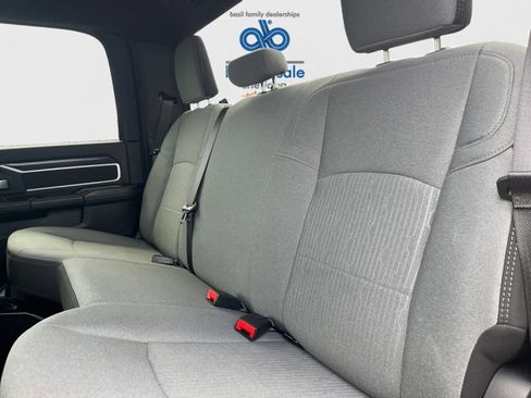 Used 2024 RAM 3500 Big Horn image 19