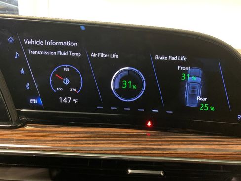 Used 2023 Cadillac Escalade Premium Luxury w/ Performance Package AWD/4WD image 56