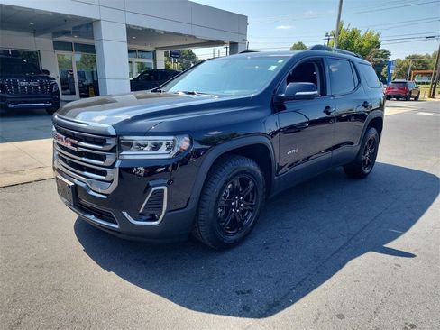 Used 2023 GMC Acadia AT4 w/ Technology Package image 5