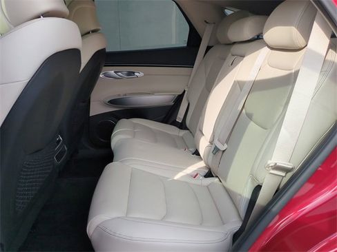 Used 2026 Genesis GV70 2.5T Select image 13