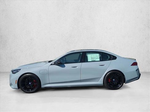 New 2026 BMW M5 w/ Carbon Package AWD/4WD image 5