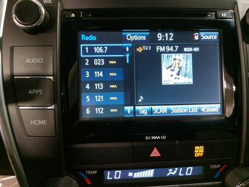 Used 2016 Toyota Camry XLE FWD image 24