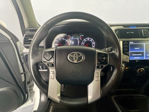 Used 2024 Toyota 4Runner SR5 RWD image 17