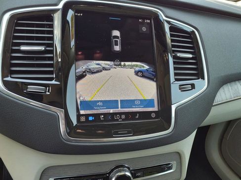 Certified 2025 Volvo XC90 T8 Plus w/ Protection Package image 18
