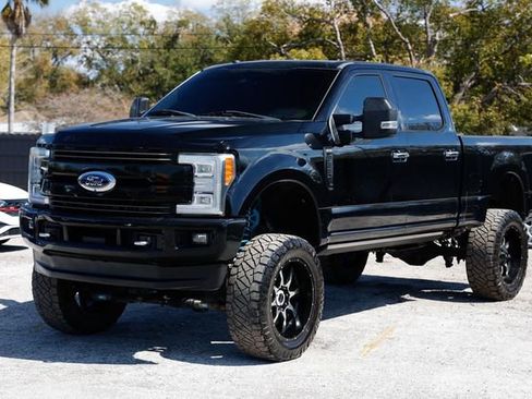 Used 2018 Ford F250 King Ranch w/ King Ranch Ultimate Package image 4