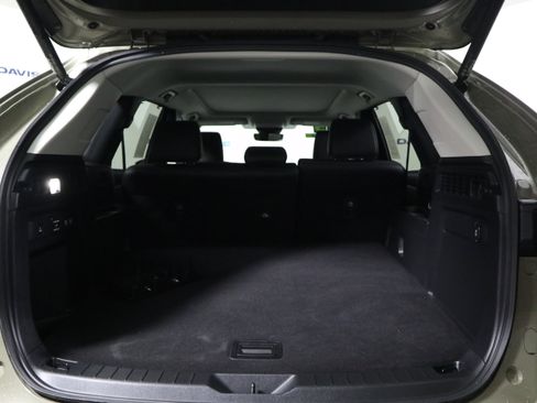 Certified 2025 MAZDA CX-70 Plug-In Hybrid w/ Premium Pkg image 8