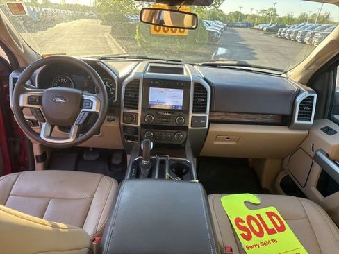 Used 2020 Ford F150 Lariat image 29