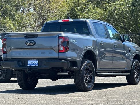 New 2025 Ford Ranger Lariat w/ FX4 Off-Road Package AWD/4WD image 3