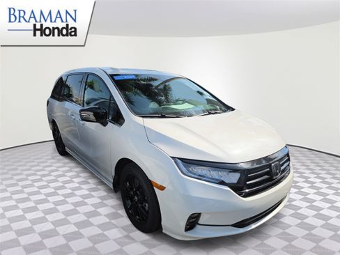 Certified 2024 Honda Odyssey Sport image 2