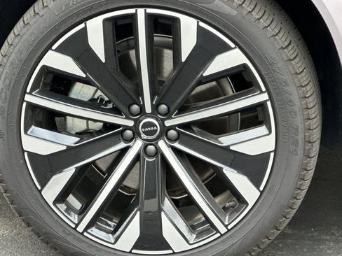 Used 2026 Volvo XC90 B6 Core AWD/4WD image 34
