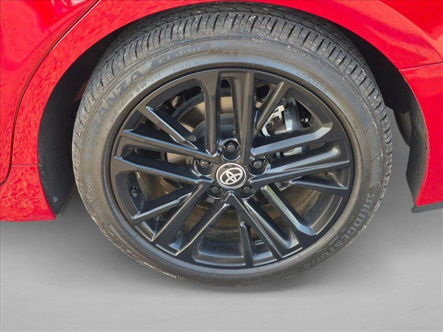 Used 2025 Toyota Camry SE w/ Convenience Package FWD image 15