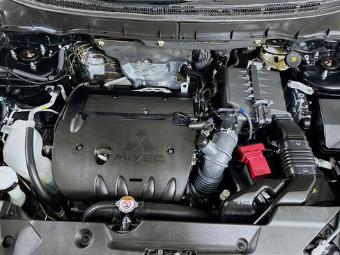 Used 2025 Mitsubishi Outlander Sport SE image 31