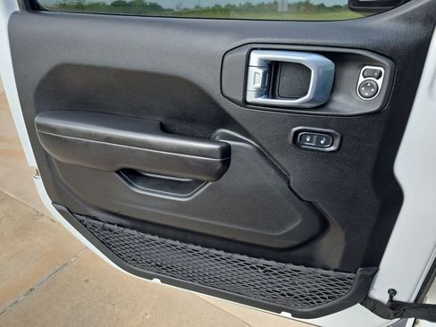 Used 2021 Jeep Wrangler Unlimited Sport AWD/4WD image 27