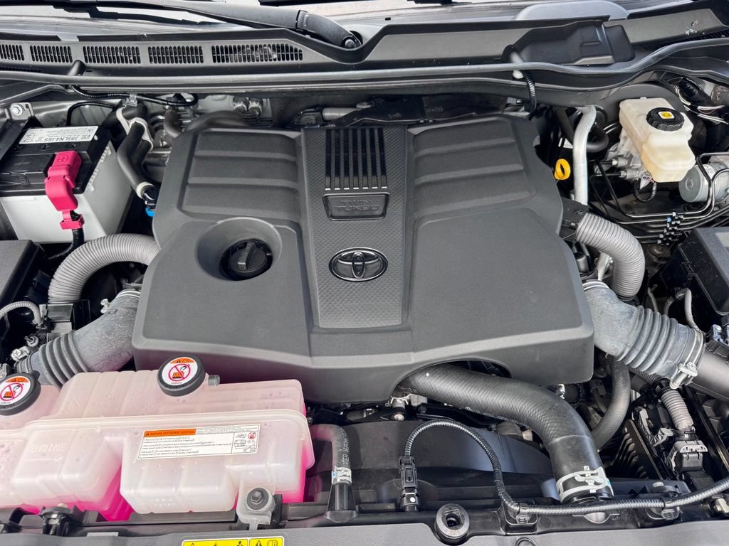 Used 2022 Toyota Tundra SR5 AWD/4WD image 20