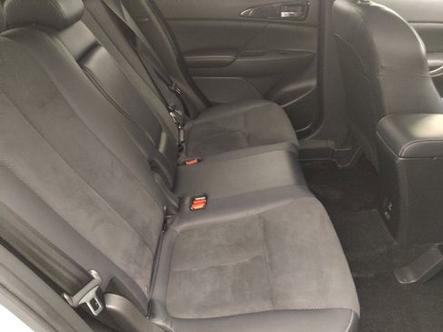 Used 2022 Mitsubishi Eclipse Cross SE image 19