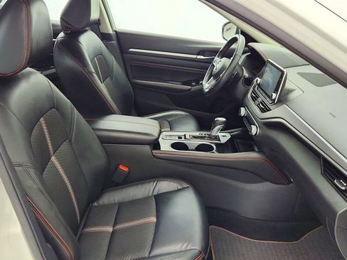 Used 2023 Nissan Altima 2.5 SR image 23