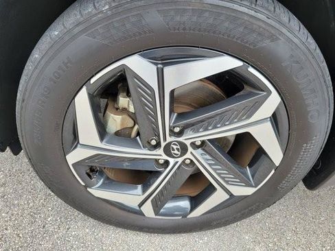 Certified 2023 Hyundai Tucson Limited FWD image 9