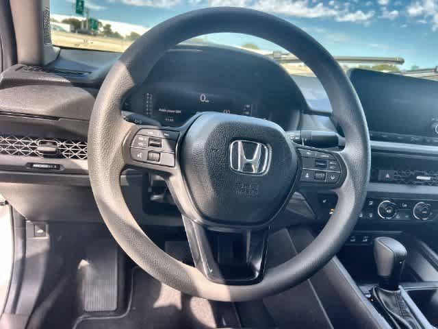 Used 2025 Honda Accord SE image 17