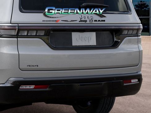 New 2026 Jeep Grand Wagoneer 4WD w/ Premium Group I image 13