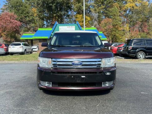 Used 2011 Ford Flex SEL w/ Rapid Spec Order Code image 2